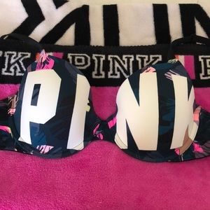 VS PINK t-shirt bra
